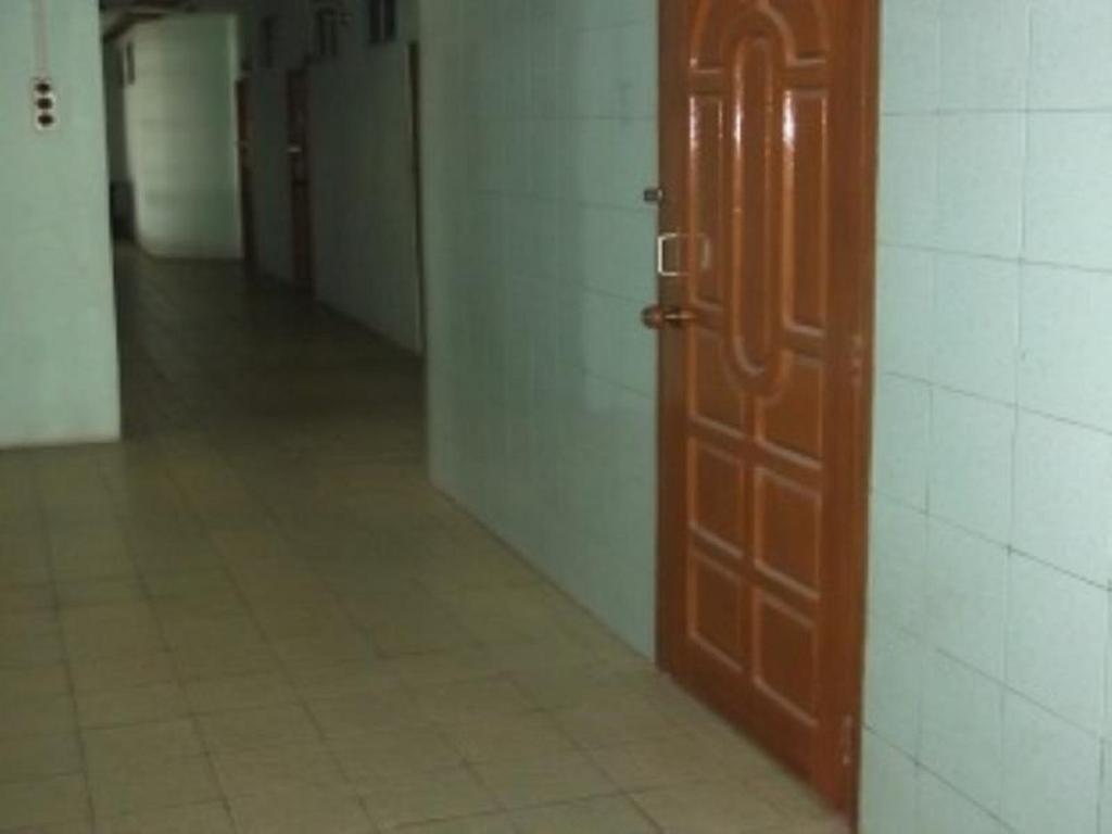 Breeze Guest House Maulmyine Bilik gambar